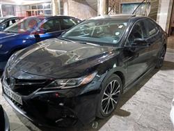 تۆیۆتا کامری